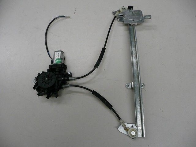 Lève vitre avant gauche, électrique, modèle 2/4 portes
