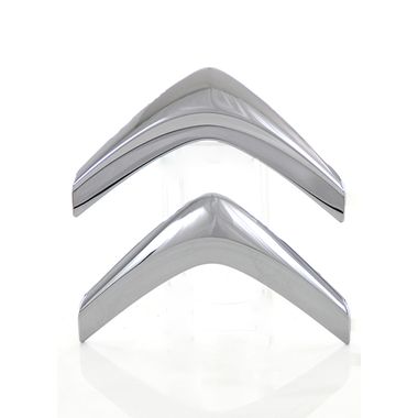 Monogramme avant « chevron » , chromée