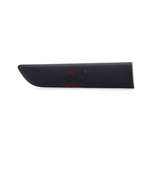 Moulure d'aile arrière gauche, noire